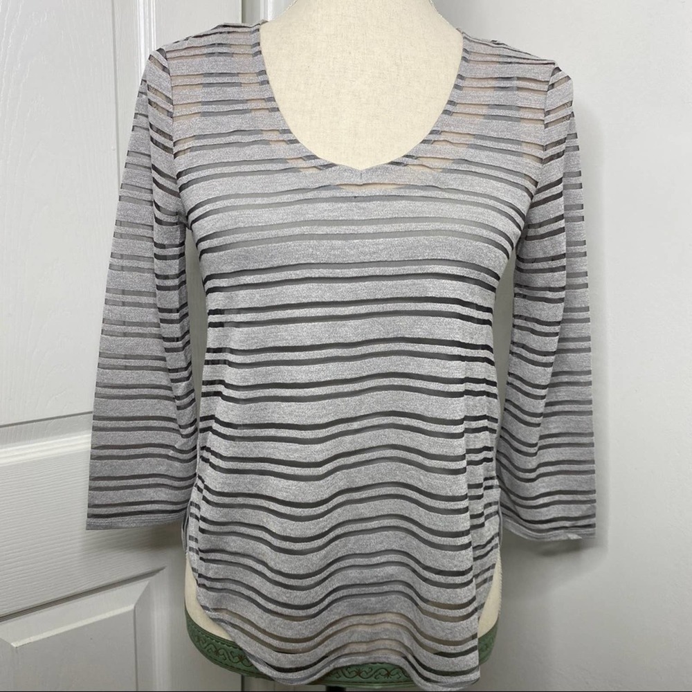 Armani Exchange NWT Grey Stripe Top - Picture 2 of 8